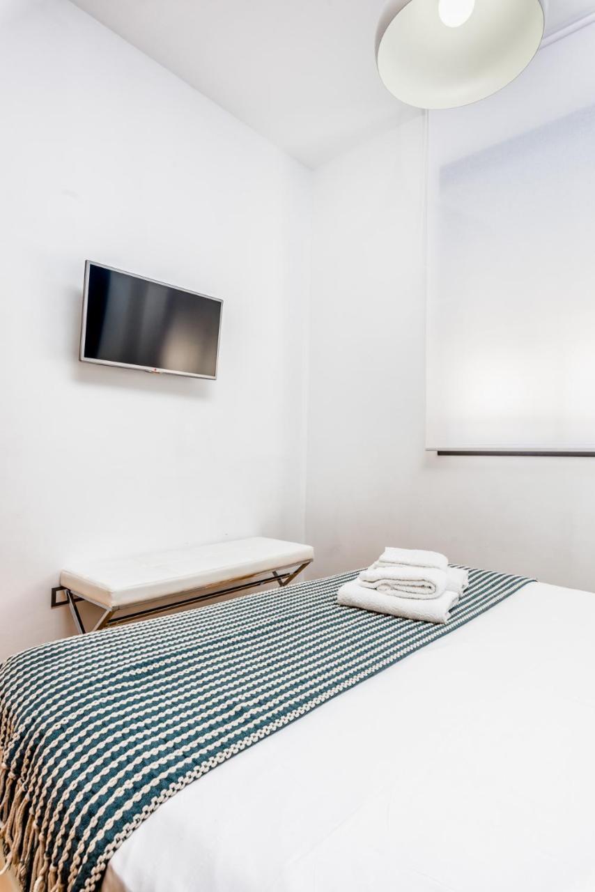 Atico Con Terraza Ac 1Hab En El Centro Y Piscina Comunitaria Apartment Malaga Exterior photo